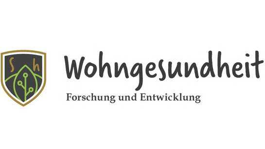 Das Logo von SH-Wohngesundheit, Links ein Wappen mit einem Blatt und SH verziert, rechts daneben der Schriftzug "Wohngesundheit Forschung und Entwicklung"