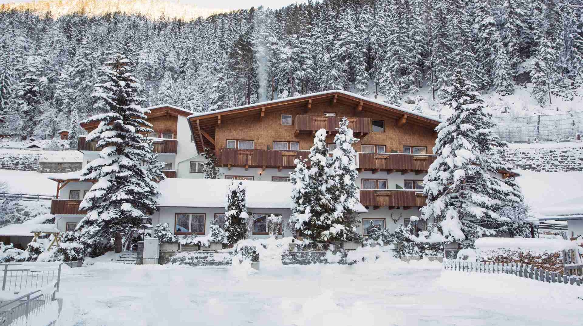 Hotel mit abschirmender Ausstattung von Sh-Wohngesundheit | © Hotel Pettneuerhof